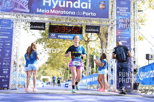 Buy your photos of the eventMeia Maratona Porto 2019 on Fotop