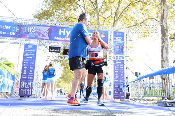 Buy your photos of the eventMeia Maratona Porto 2019 on Fotop