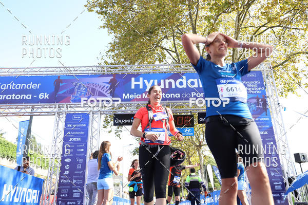Buy your photos of the eventMeia Maratona Porto 2019 on Fotop