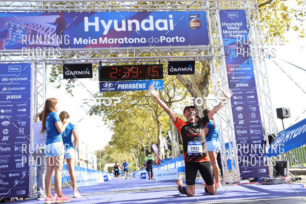 Buy your photos of the eventMeia Maratona Porto 2019 on Fotop