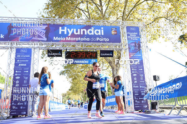 Buy your photos of the eventMeia Maratona Porto 2019 on Fotop