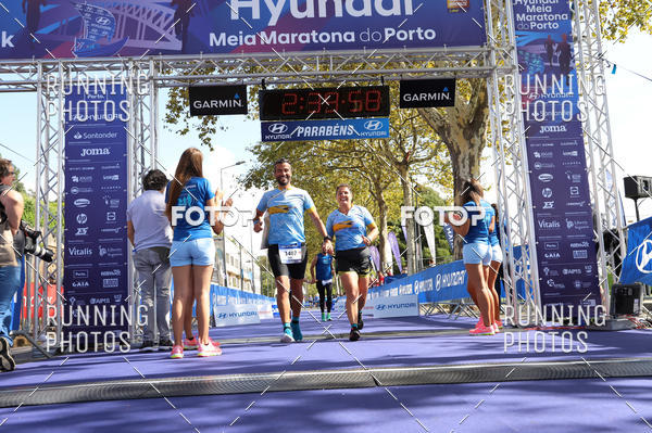 Buy your photos of the eventMeia Maratona Porto 2019 on Fotop
