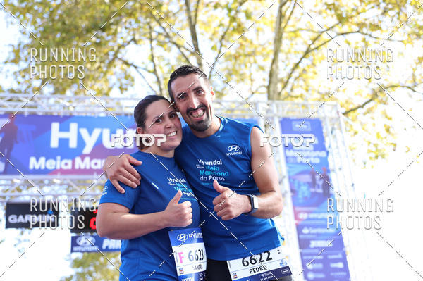 Buy your photos of the eventMeia Maratona Porto 2019 on Fotop