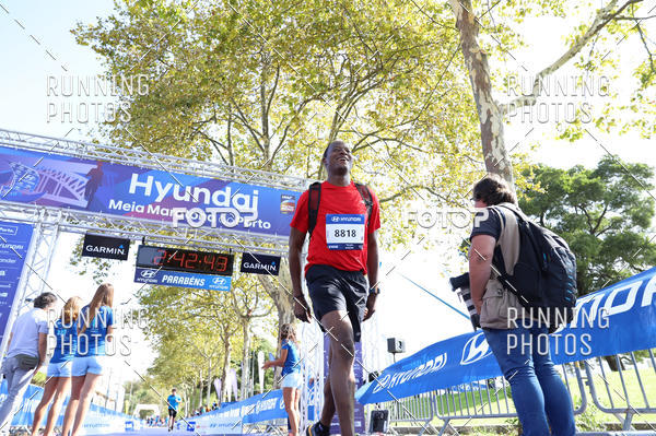 Buy your photos of the eventMeia Maratona Porto 2019 on Fotop
