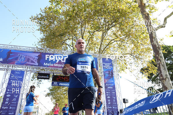 Buy your photos of the eventMeia Maratona Porto 2019 on Fotop