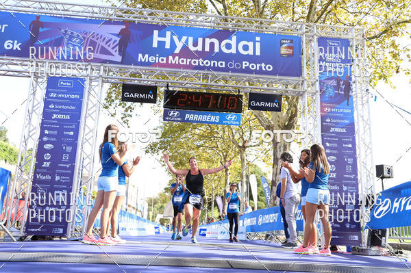 Buy your photos of the eventMeia Maratona Porto 2019 on Fotop