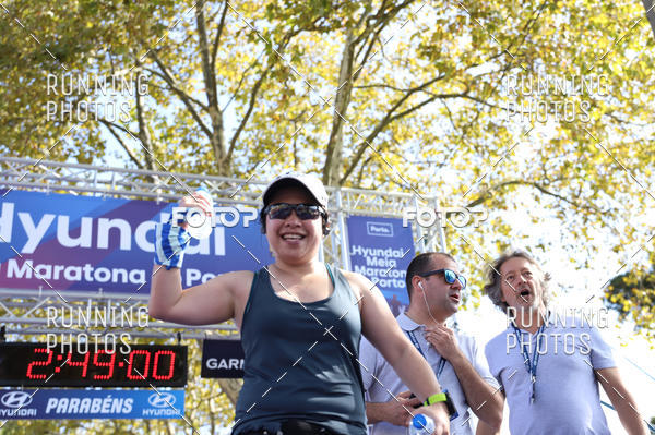 Buy your photos of the eventMeia Maratona Porto 2019 on Fotop