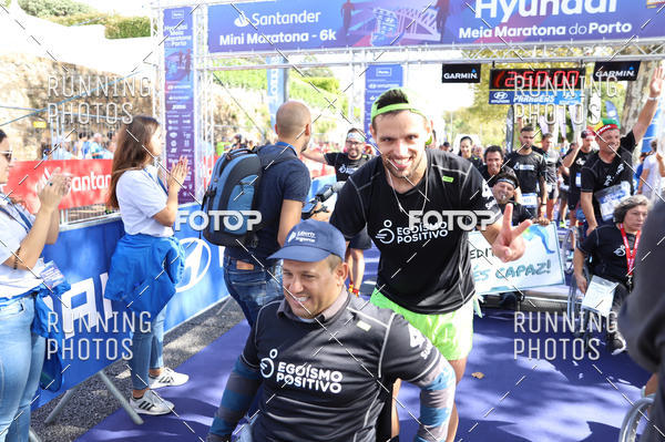 Buy your photos of the eventMeia Maratona Porto 2019 on Fotop
