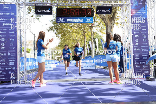 Buy your photos of the eventMeia Maratona Porto 2019 on Fotop
