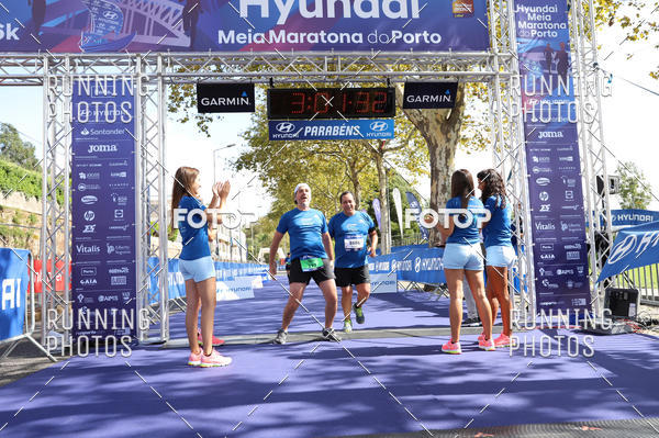 Buy your photos of the eventMeia Maratona Porto 2019 on Fotop