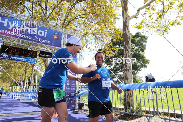 Buy your photos of the eventMeia Maratona Porto 2019 on Fotop