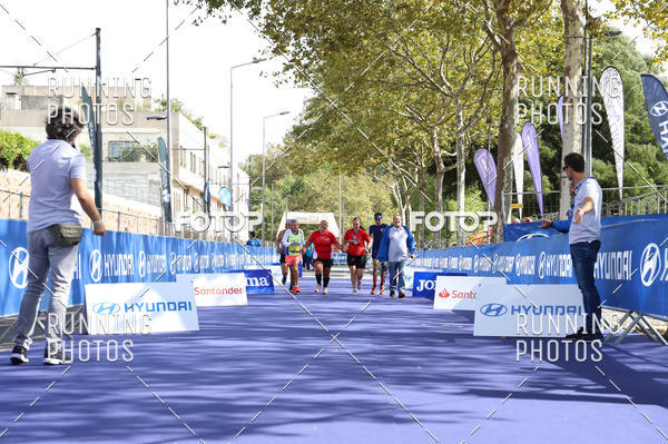 Buy your photos of the eventMeia Maratona Porto 2019 on Fotop