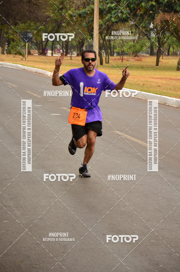Achetez vos photos de l'�v�nement10K Taguatinga sur Fotop