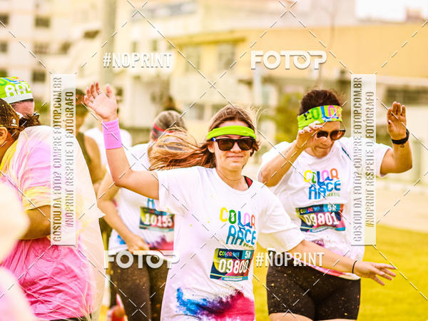 Buy your photos of the eventColor Race Brasil - Florianpolis on Fotop