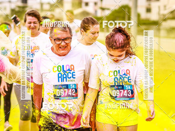 Buy your photos of the eventColor Race Brasil - Florianpolis on Fotop