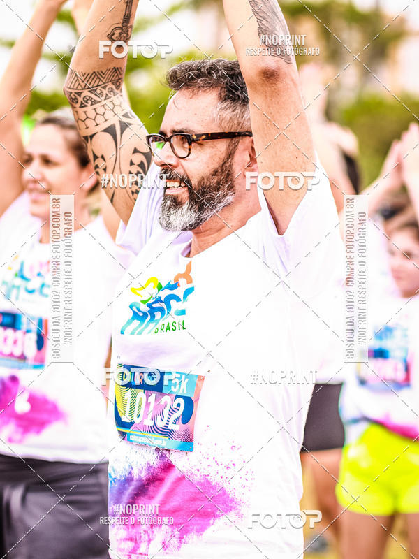 Buy your photos of the eventColor Race Brasil - Florianpolis on Fotop