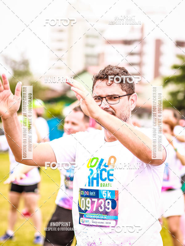Buy your photos of the eventColor Race Brasil - Florianpolis on Fotop