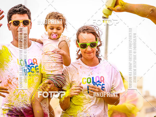 Buy your photos of the eventColor Race Brasil - Florianpolis on Fotop