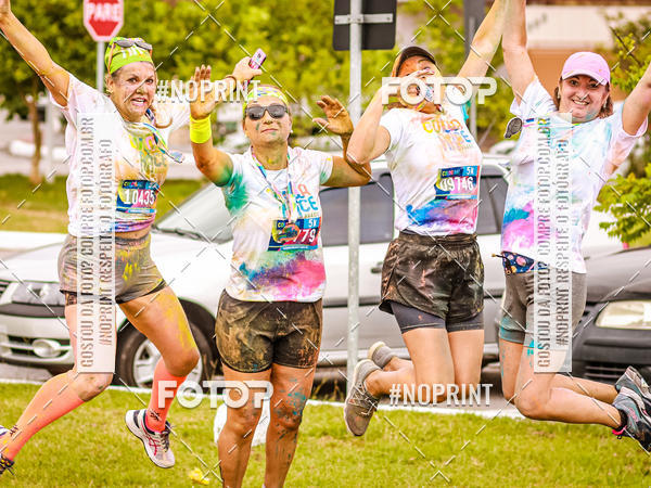 Buy your photos of the eventColor Race Brasil - Florianpolis on Fotop