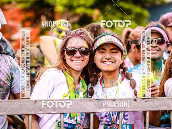Buy your photos of the eventColor Race Brasil - Florianpolis on Fotop