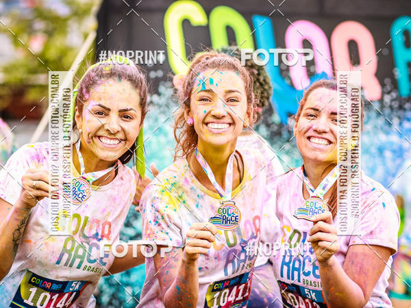 Buy your photos of the eventColor Race Brasil - Florianpolis on Fotop