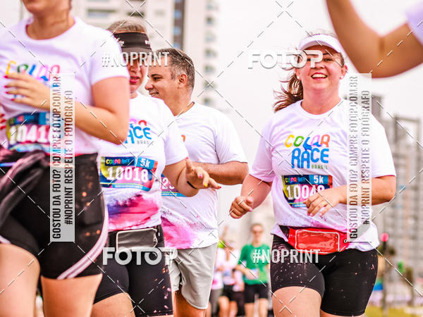 Buy your photos of the eventColor Race Brasil - Florianpolis on Fotop