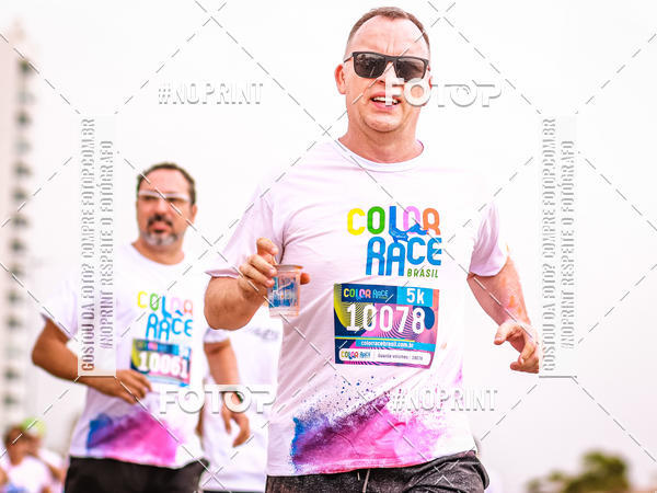 Buy your photos of the eventColor Race Brasil - Florianpolis on Fotop