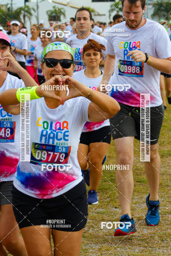 Buy your photos of the eventColor Race Brasil - Florian�polis on Fotop