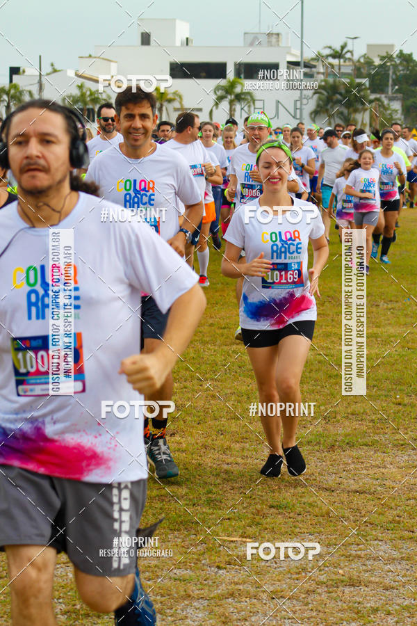 Buy your photos of the eventColor Race Brasil - Florian�polis on Fotop