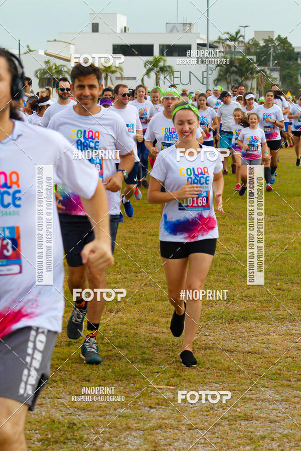 Buy your photos of the eventColor Race Brasil - Florian�polis on Fotop