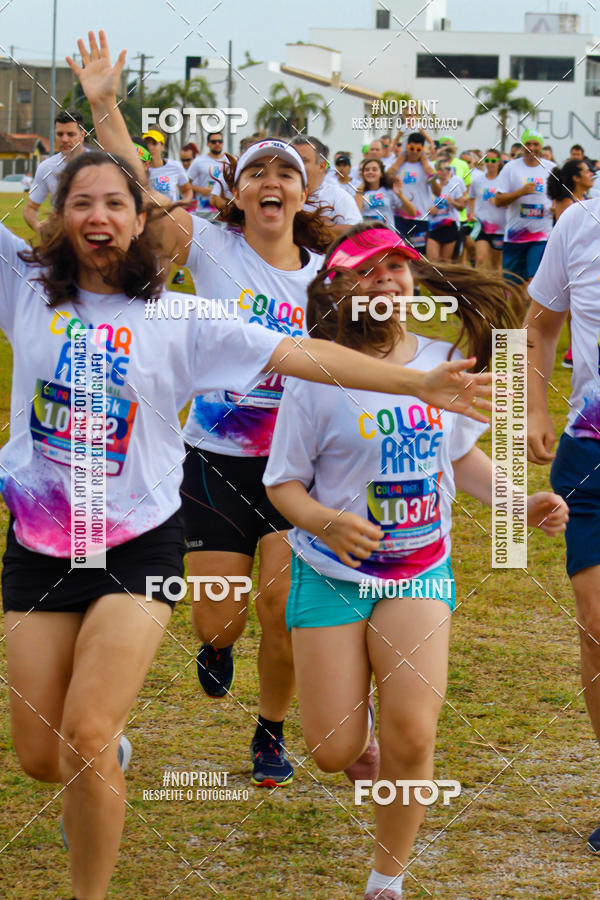 Buy your photos of the eventColor Race Brasil - Florian�polis on Fotop