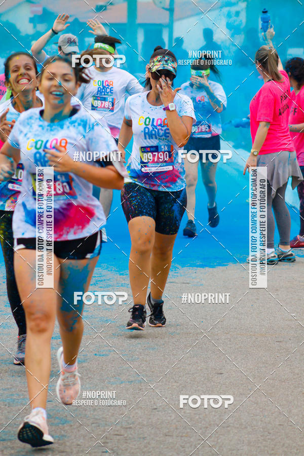 Buy your photos of the eventColor Race Brasil - Florian�polis on Fotop