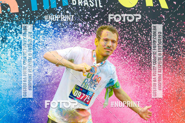 Buy your photos of the eventColor Race Brasil - Florian�polis on Fotop
