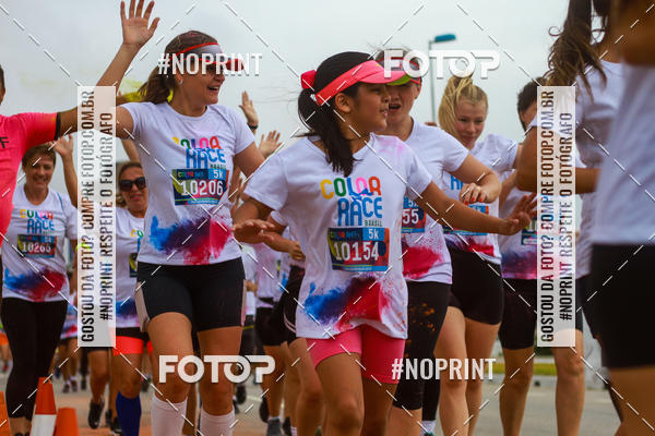Buy your photos of the eventColor Race Brasil - Florianpolis on Fotop