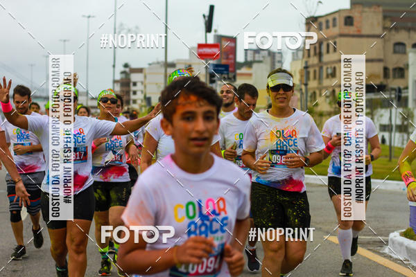 Buy your photos of the eventColor Race Brasil - Florian�polis on Fotop