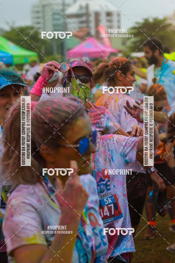 Buy your photos of the eventColor Race Brasil - Florian�polis on Fotop