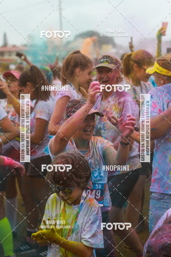 Buy your photos of the eventColor Race Brasil - Florian�polis on Fotop