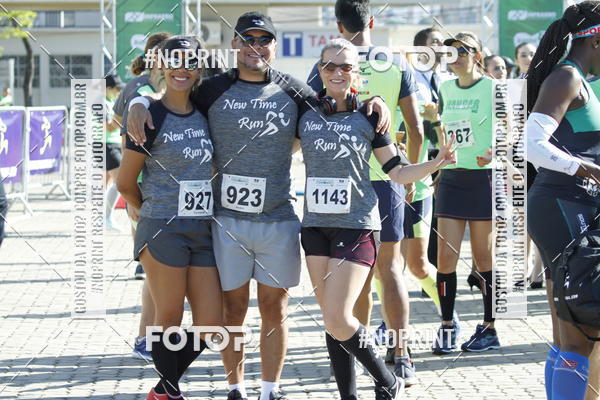 Buy your photos of the eventCorrida Hangar 942 on Fotop
