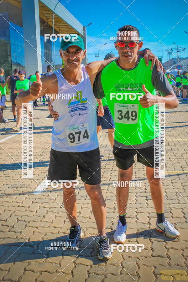 Buy your photos of the eventCorrida Hangar 942 on Fotop