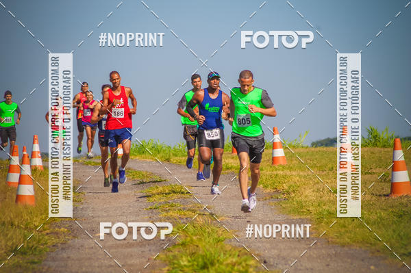 Compra tus fotos del eventoCorrida Hangar 942 En Fotop