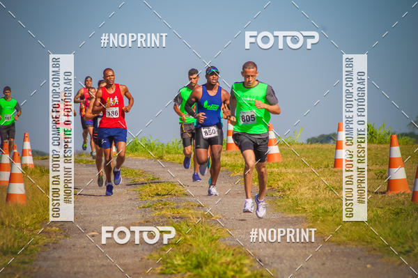 Compra tus fotos del eventoCorrida Hangar 942 En Fotop