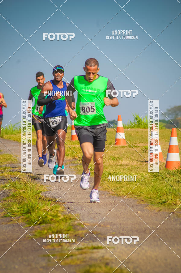 Compra tus fotos del eventoCorrida Hangar 942 En Fotop