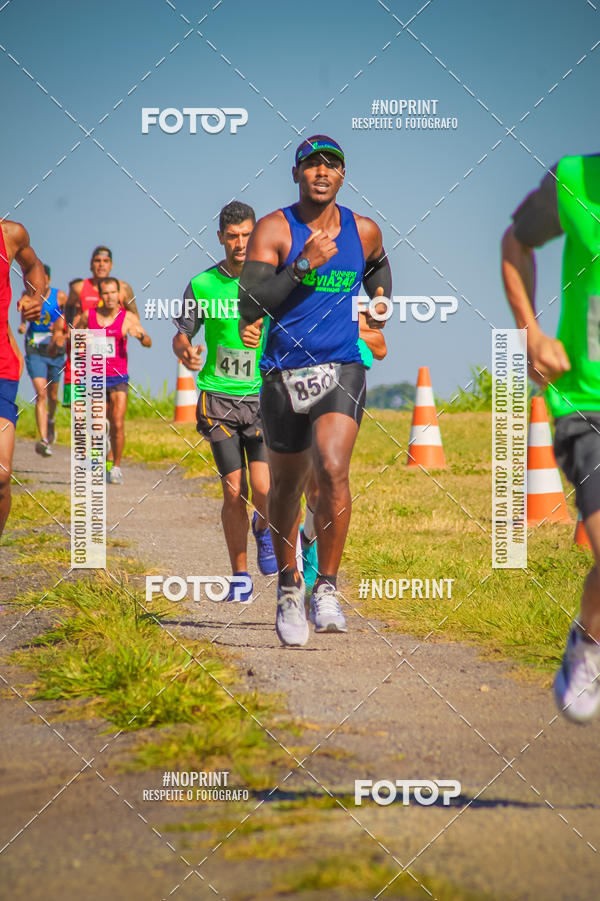 Compra tus fotos del eventoCorrida Hangar 942 En Fotop