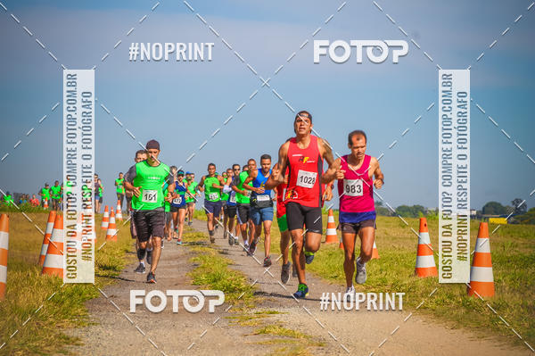 Compra tus fotos del eventoCorrida Hangar 942 En Fotop