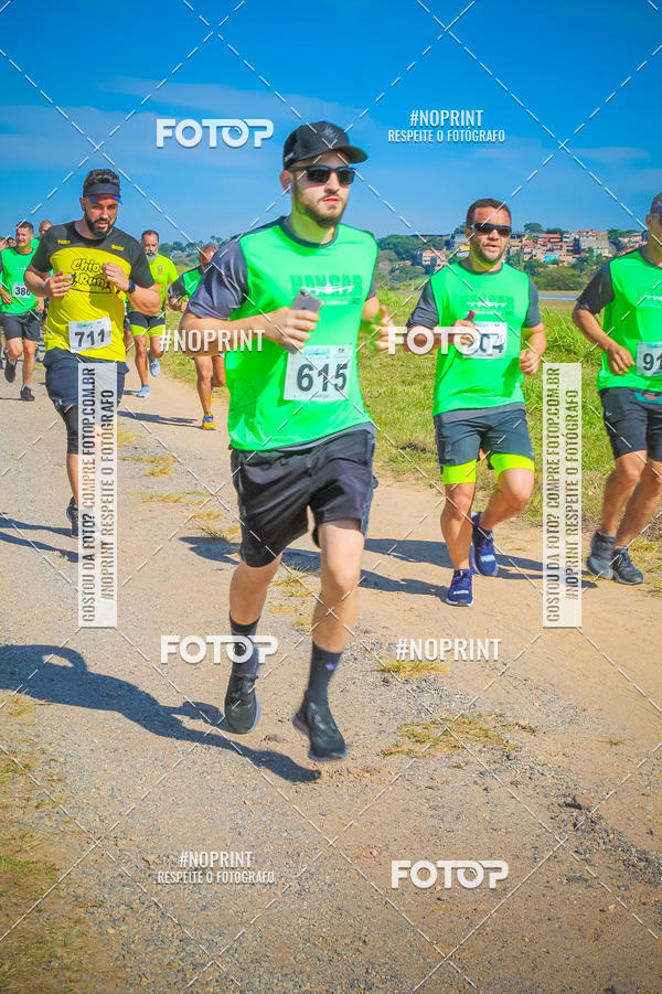 Achetez vos photos de l'vnementCorrida Hangar 942 sur Fotop