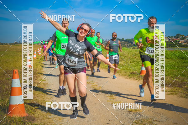 Achetez vos photos de l'vnementCorrida Hangar 942 sur Fotop