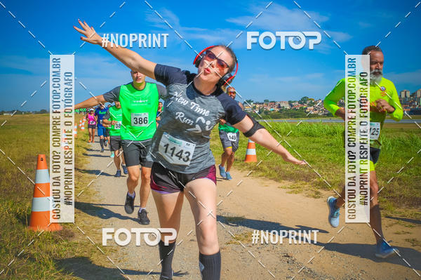 Achetez vos photos de l'vnementCorrida Hangar 942 sur Fotop