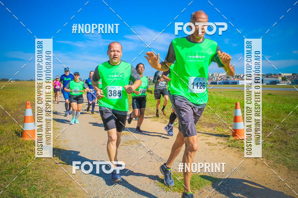 Achetez vos photos de l'vnementCorrida Hangar 942 sur Fotop