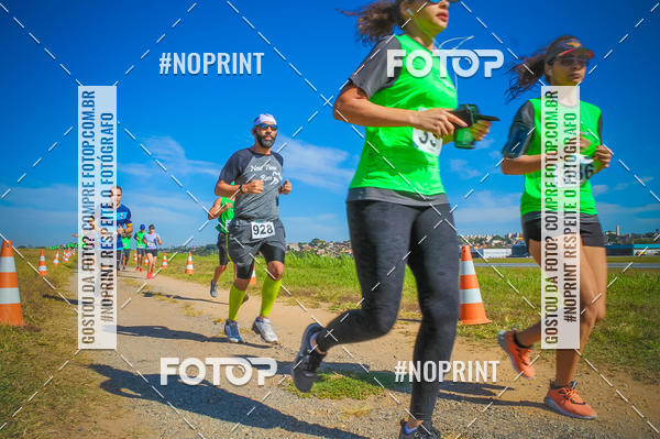 Achetez vos photos de l'vnementCorrida Hangar 942 sur Fotop