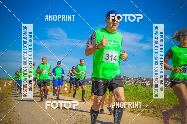 Compra tus fotos del eventoCorrida Hangar 942 En Fotop